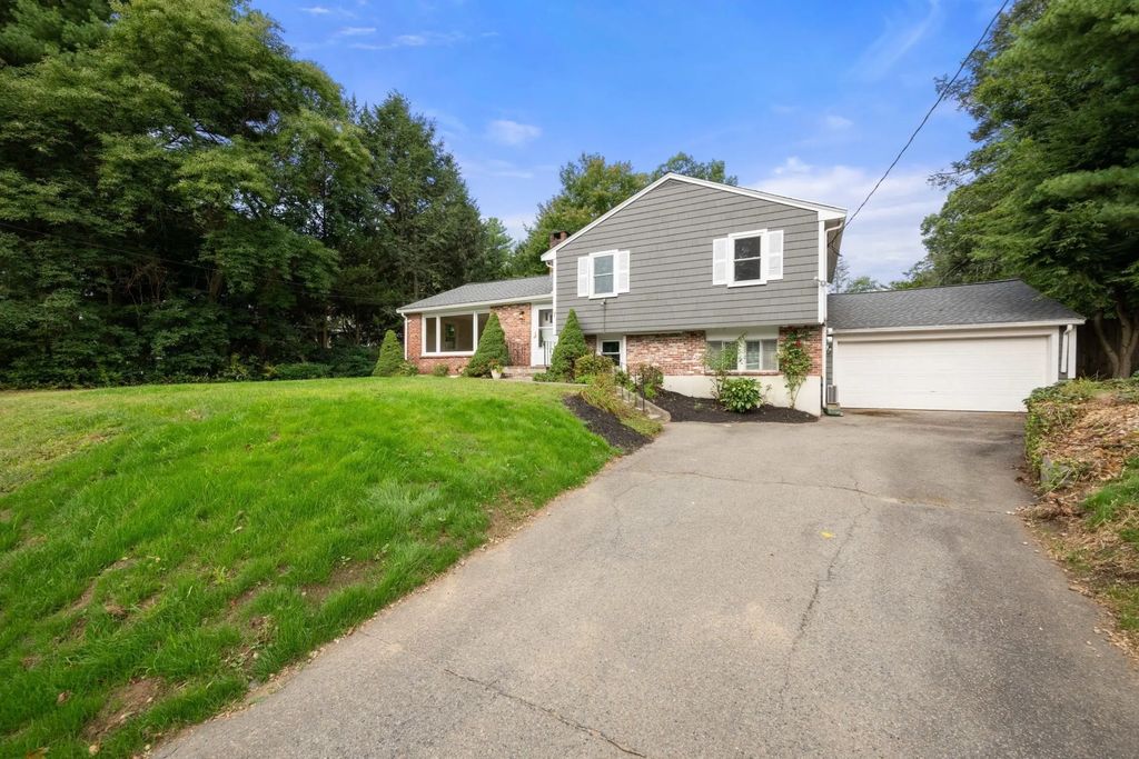 7 Gage Road, Wayland