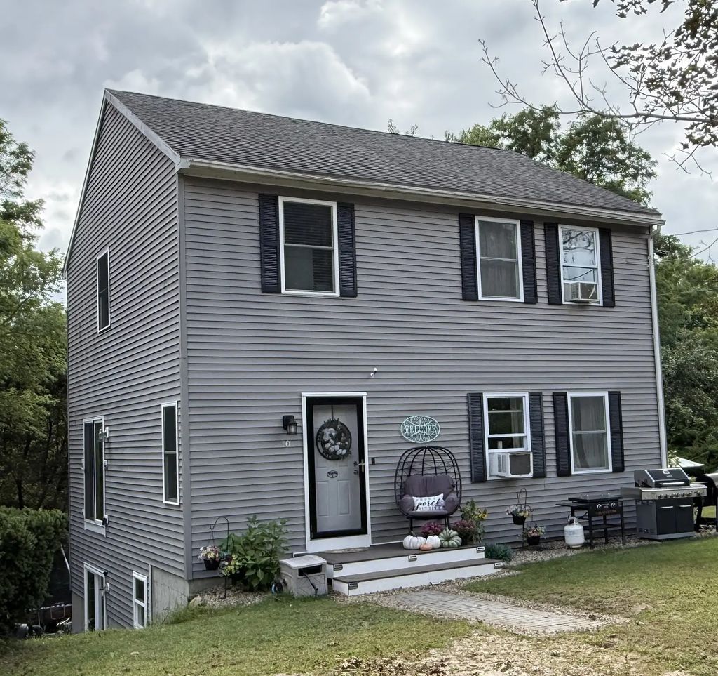 20 Memorial St, Templeton