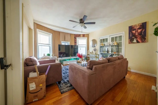 41 Derby St #2, Somerville