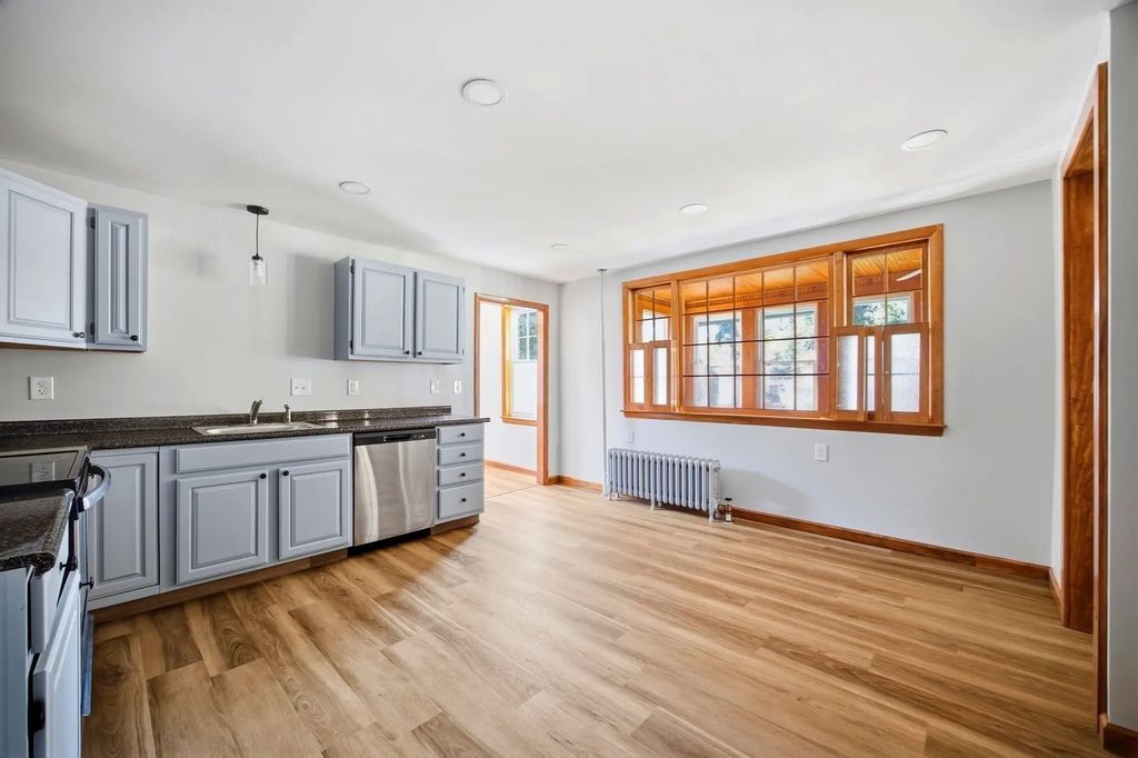 4113 Church Street #1, Palmer