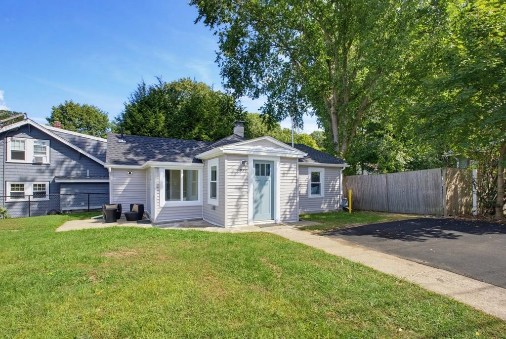 926 East St, Dedham