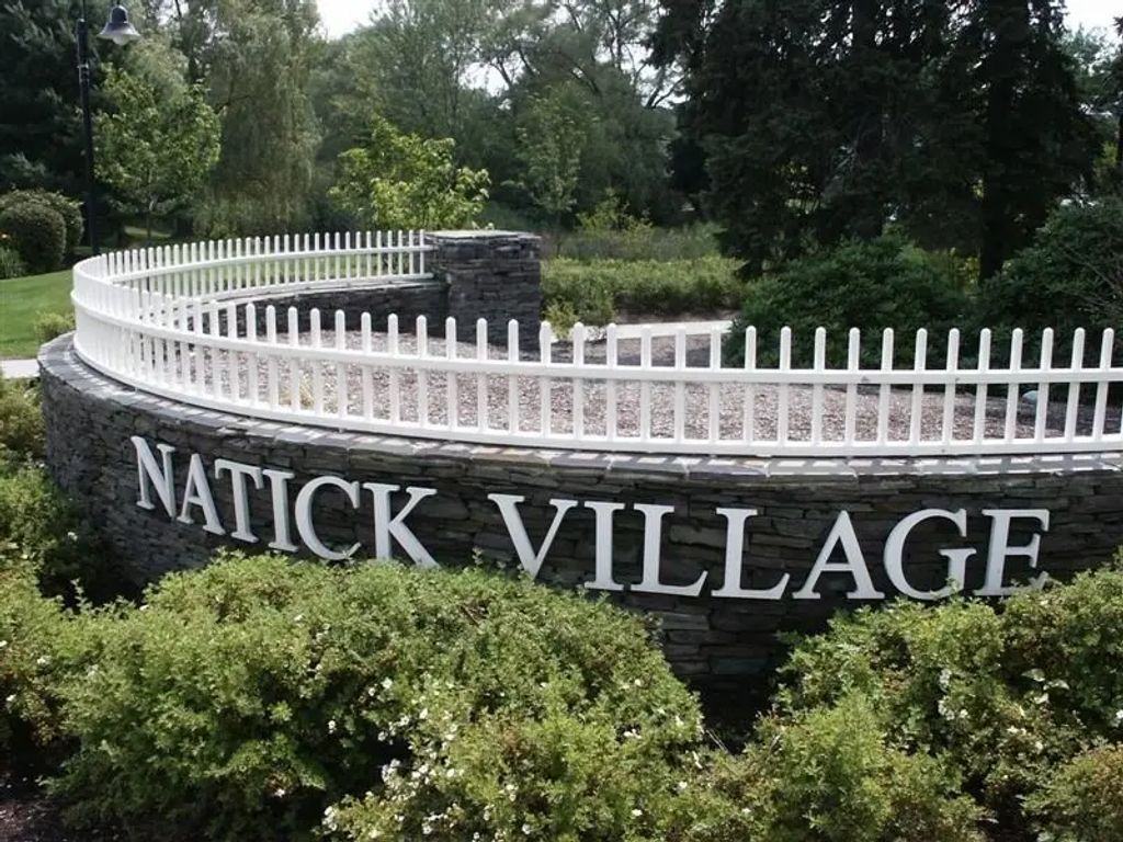 27 Village Rock Lane #22, Natick