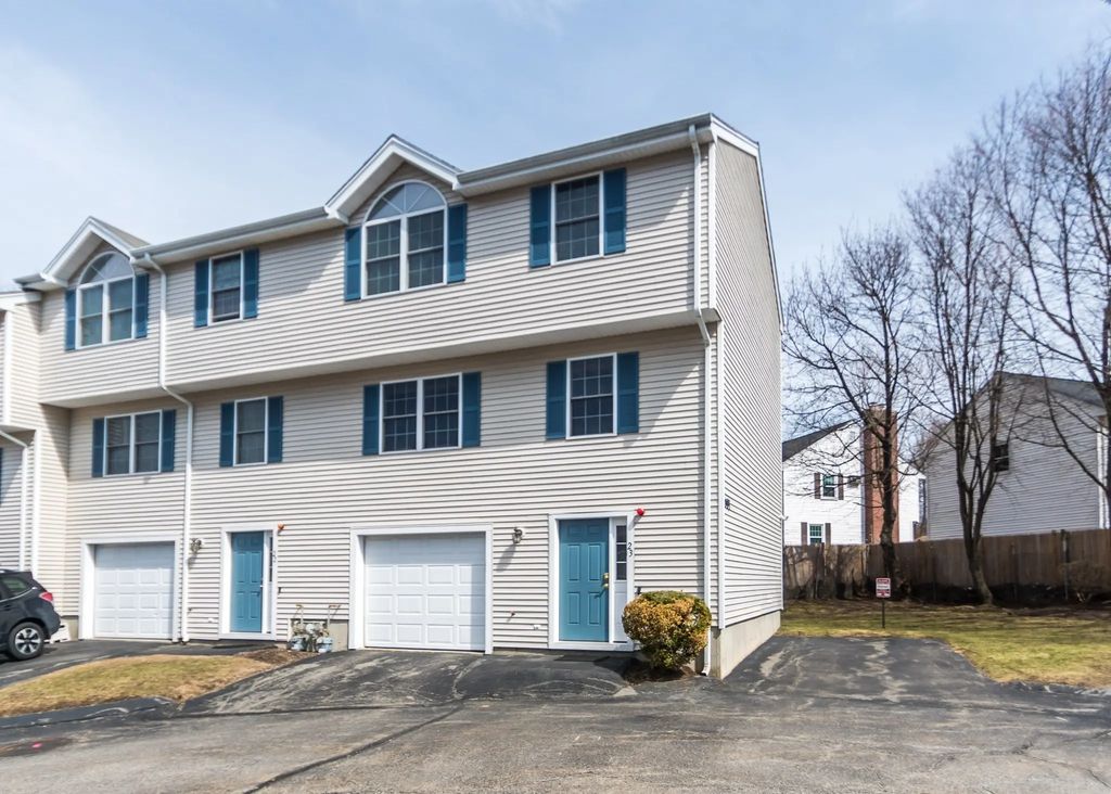 985 Trapelo Road #23, Waltham