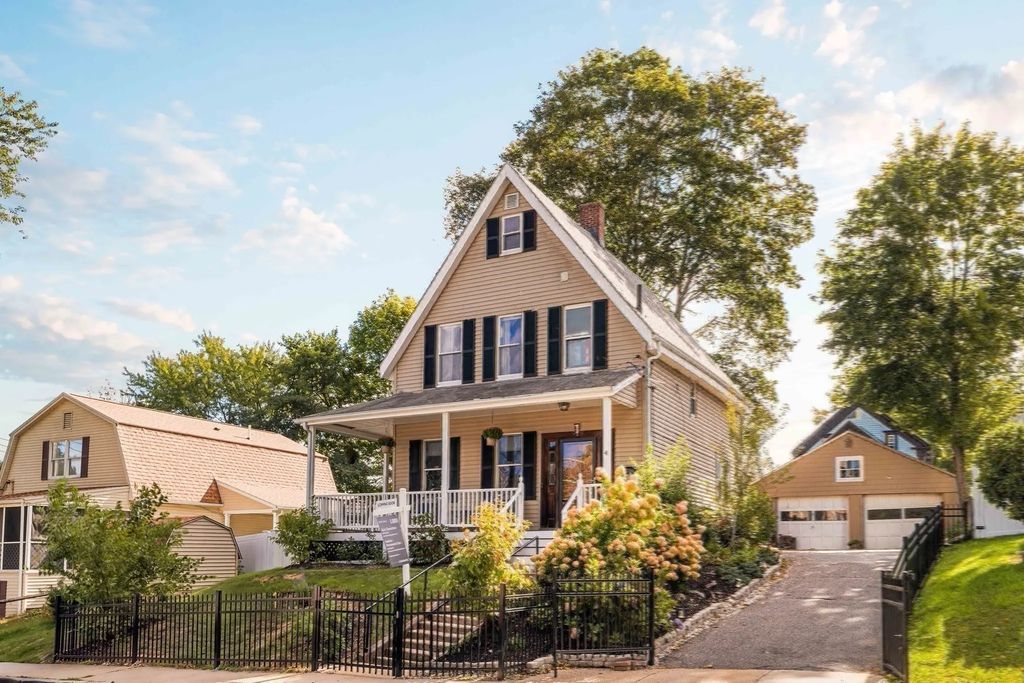 4 Dedham Street, Boston