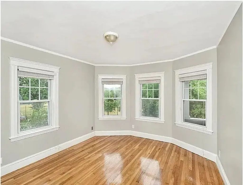 559 Adams St #2, Boston