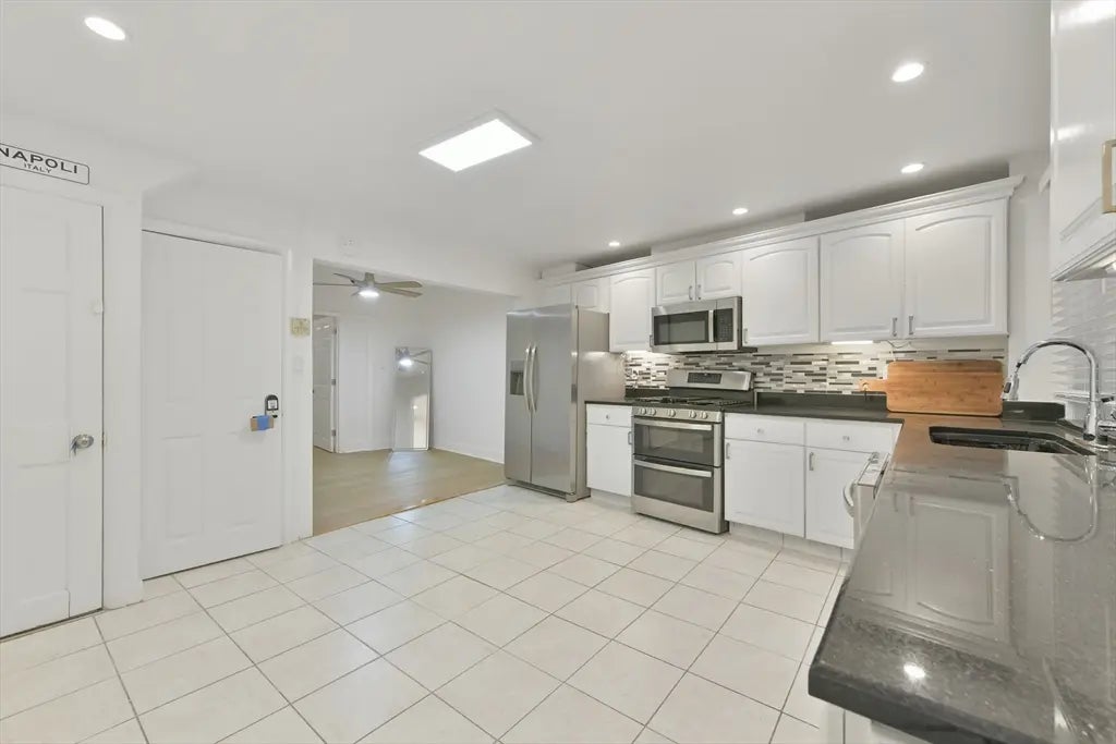 144 Salem St, Boston