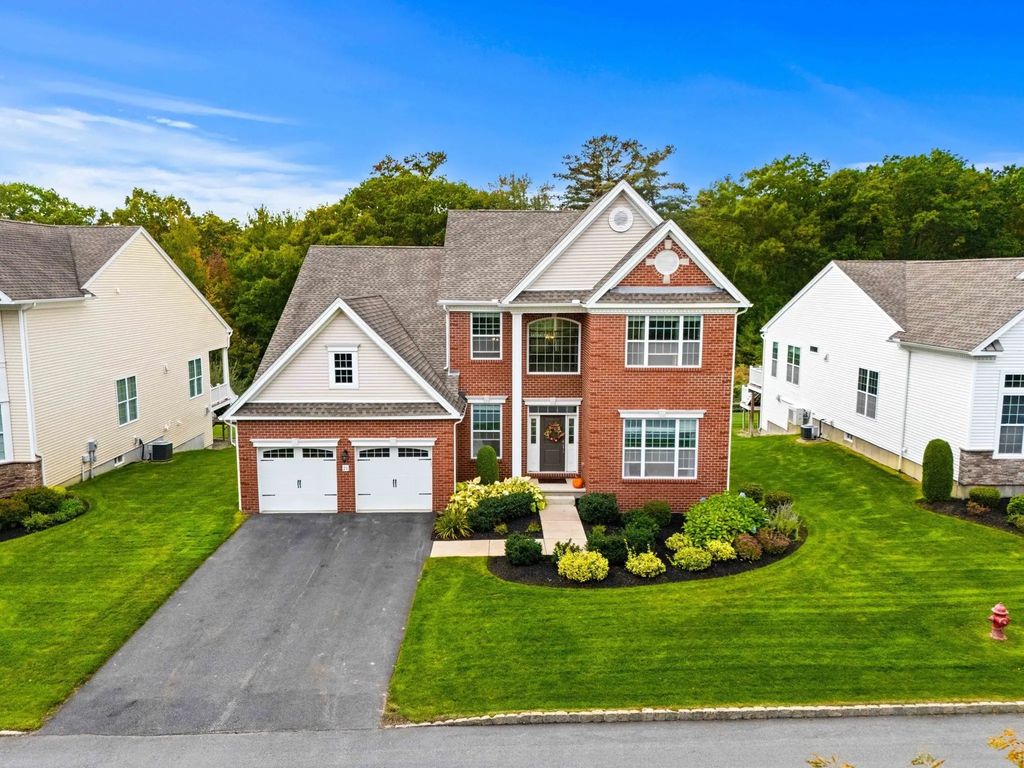21 Pine Tree Dr #21, Methuen
