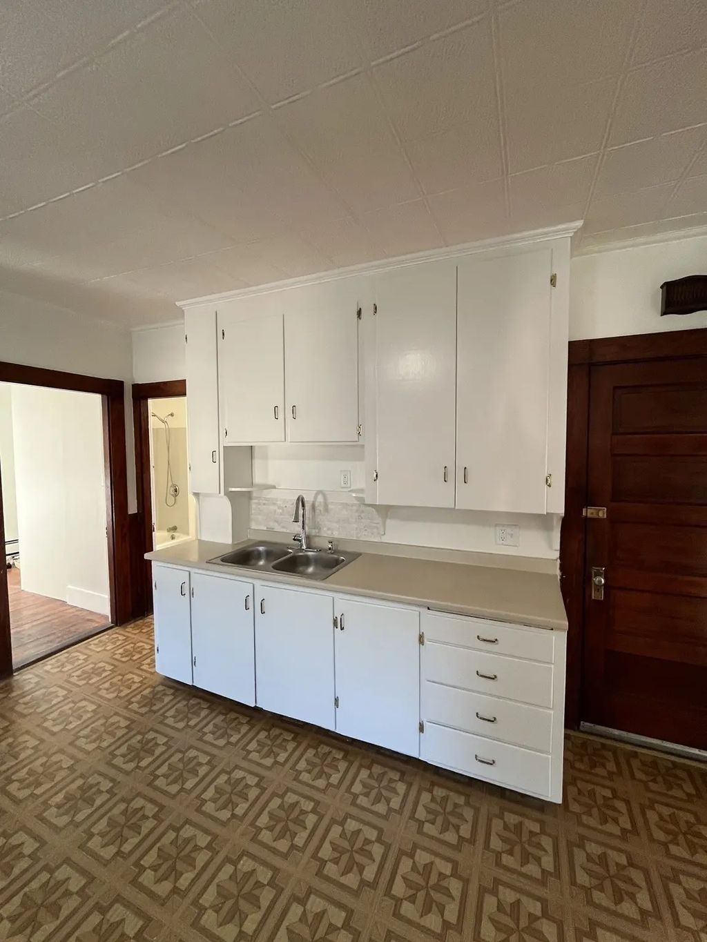 15 Euclid Ave #2, Methuen