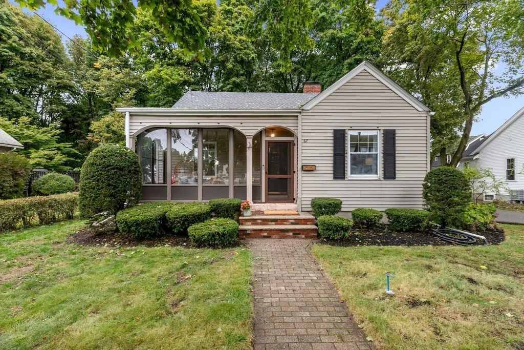 67 Ellsworth Rd, Peabody