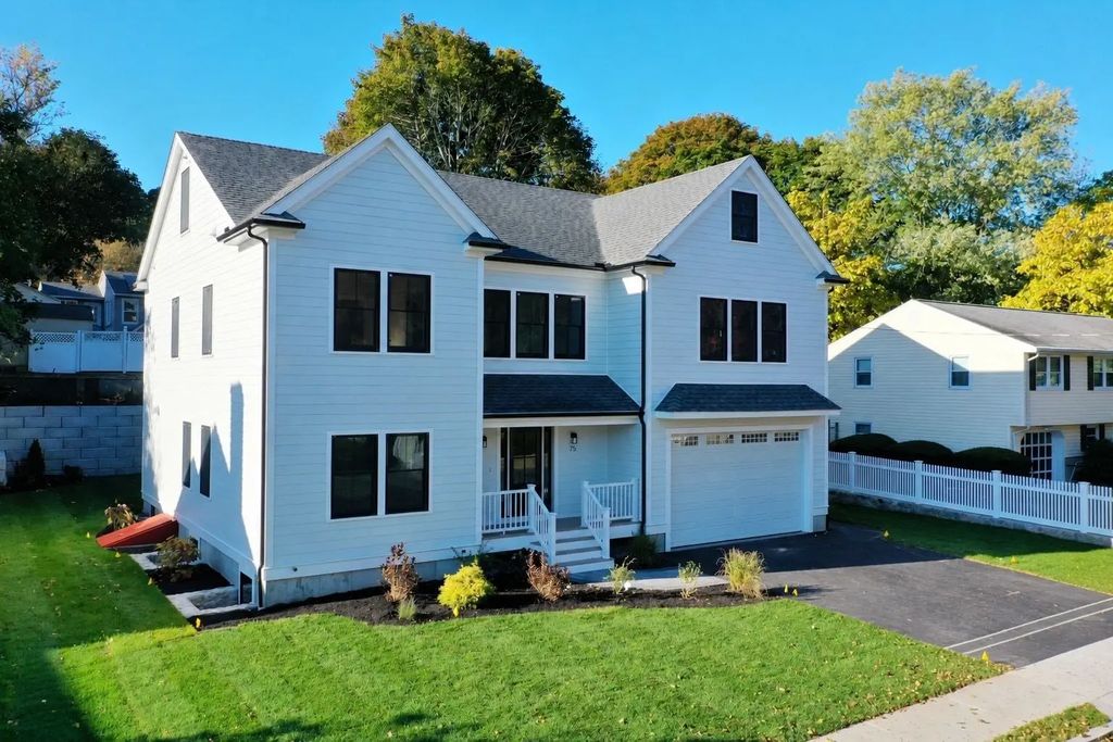 75 Greer St, Waltham