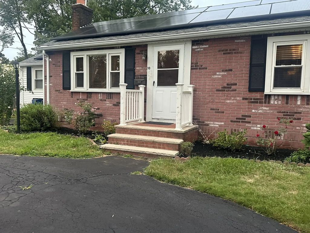 10 Milton Ter, Randolph