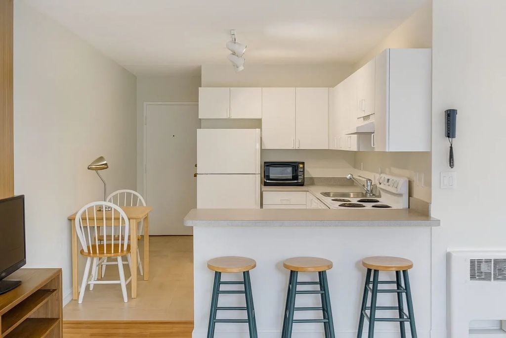 200 Swanton #708, Winchester