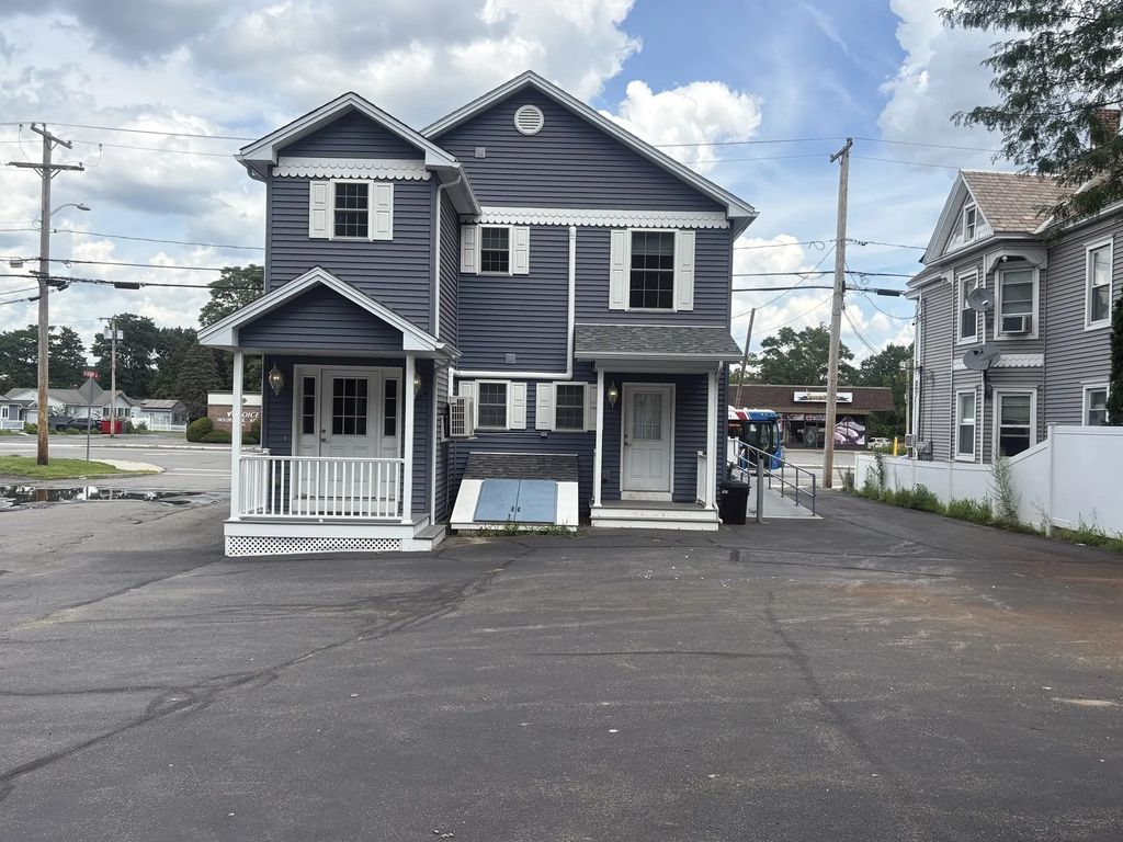 381 Summer Street, Fitchburg