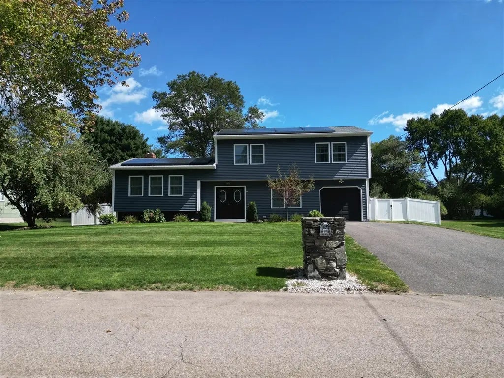 13 Temi Rd, Holliston