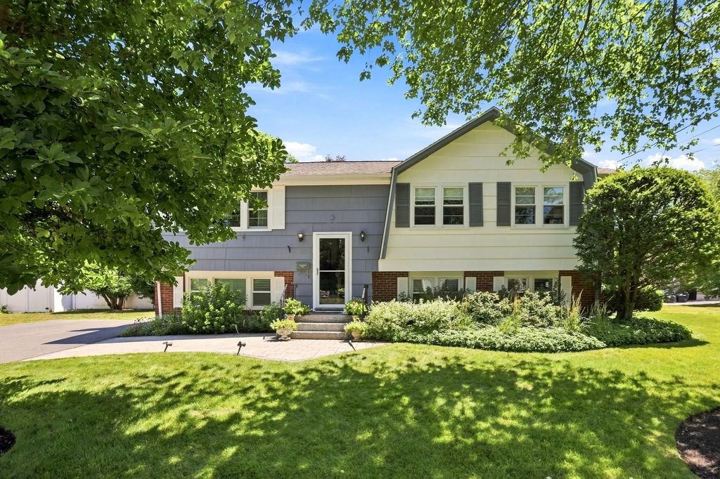 214 Rogers Drive, Stoughton
