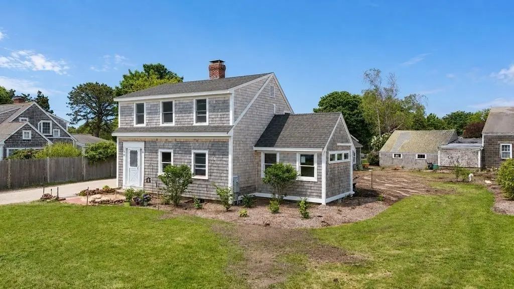 33 Pleasant, Dennis