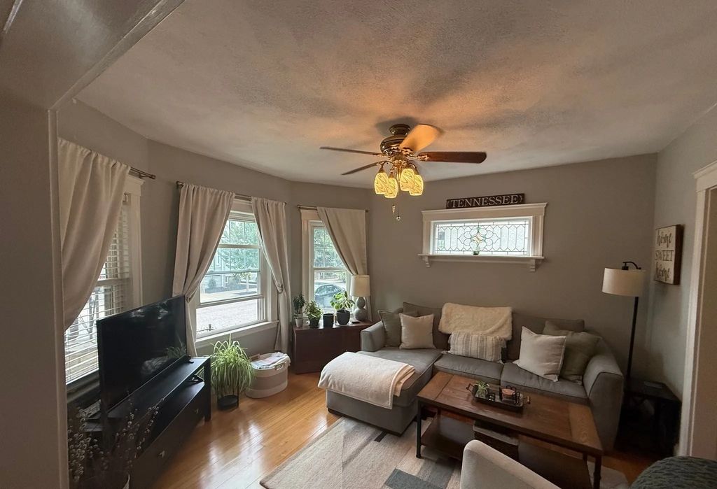 18 Benton Rd #1, Medford