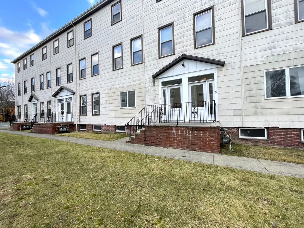 5 Cedar Street #2, Cambridge