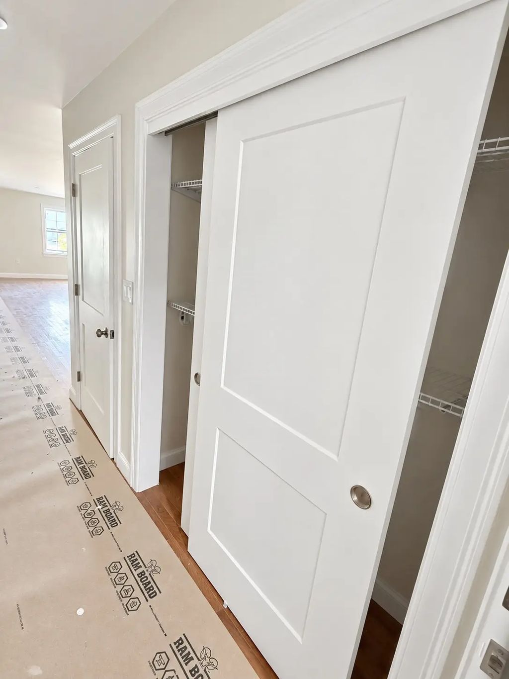 926 Broadway #3, Chelsea