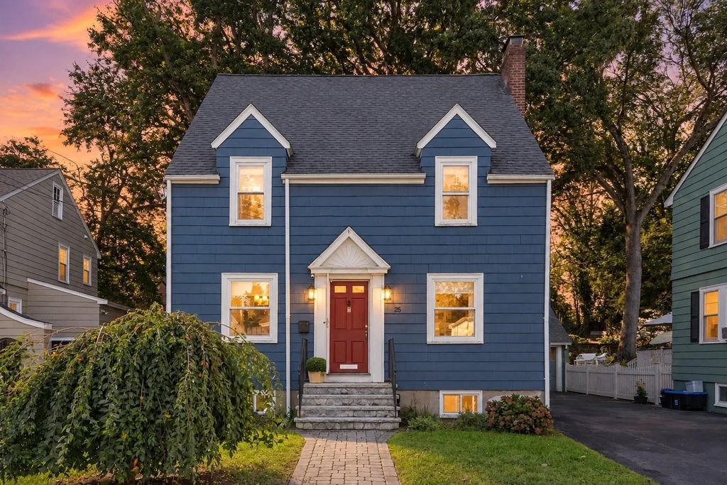 25 Wildwood Rd, Medford