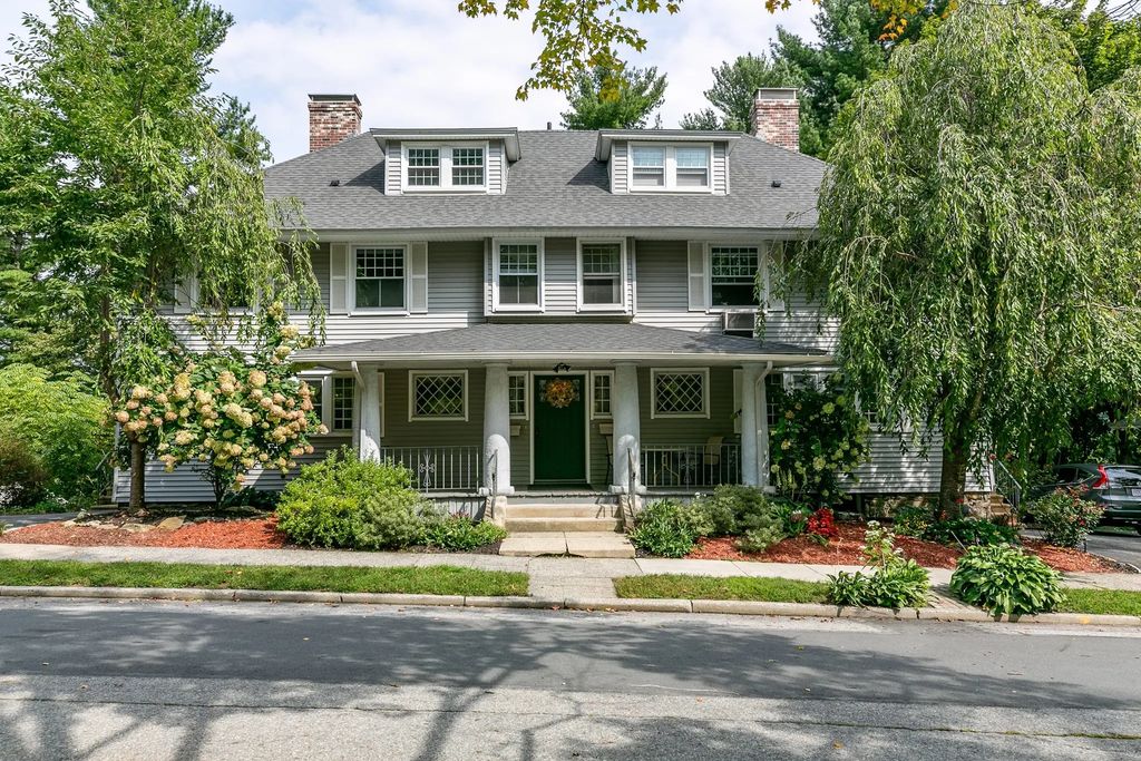 54 Beeching St #left, Worcester