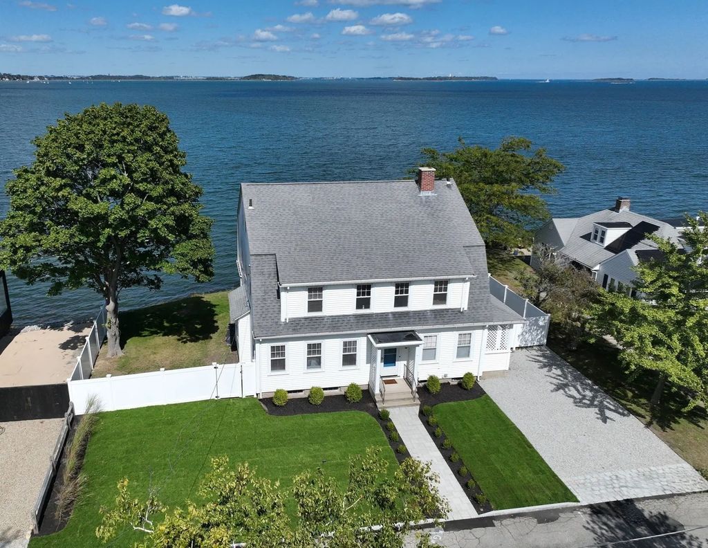 90 Shore Avenue, Quincy