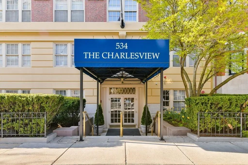 534 Beacon Street #103, Boston