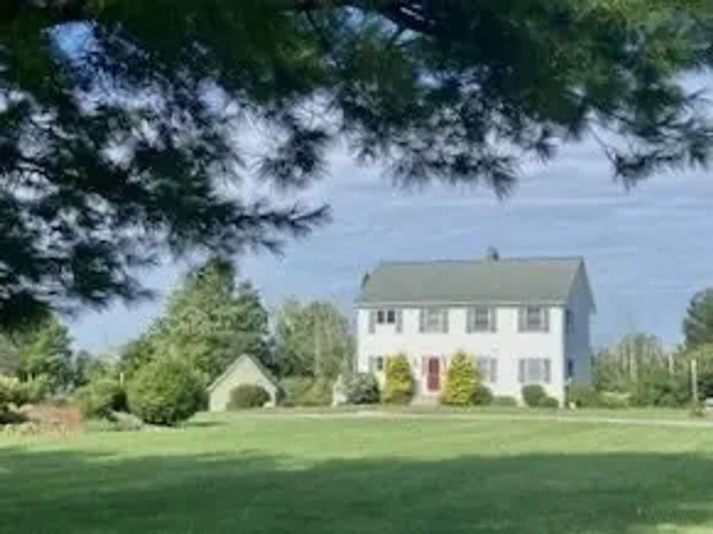 60 Osgood Rd., Sterling