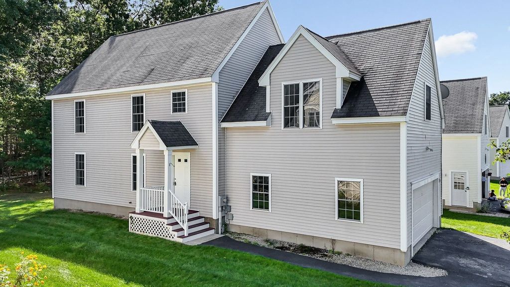 118 Barbara Ln #118, Hudson