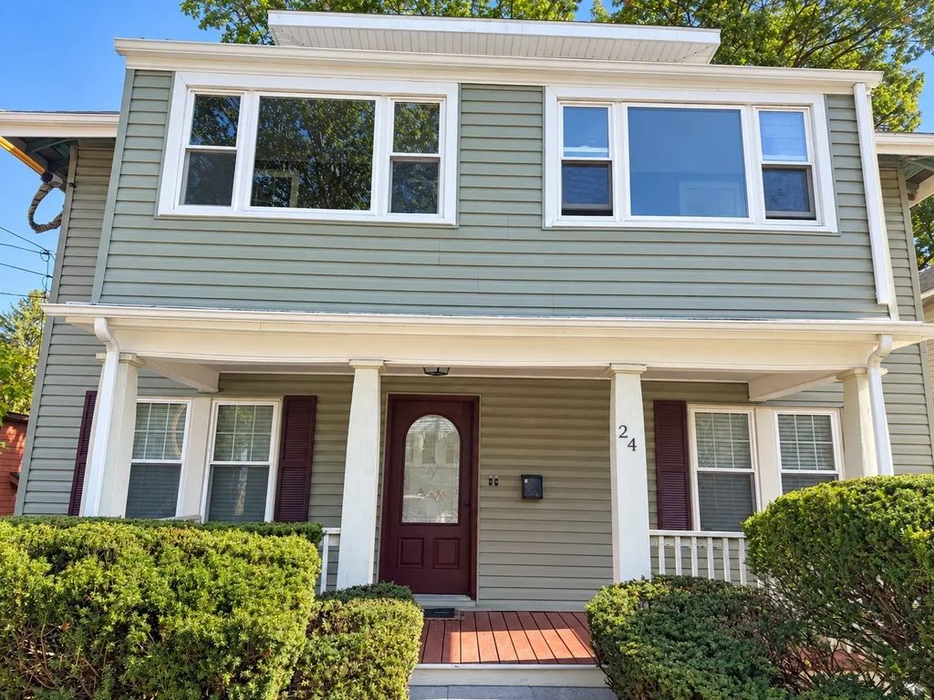 24 Lothrop Ave #1, Milton