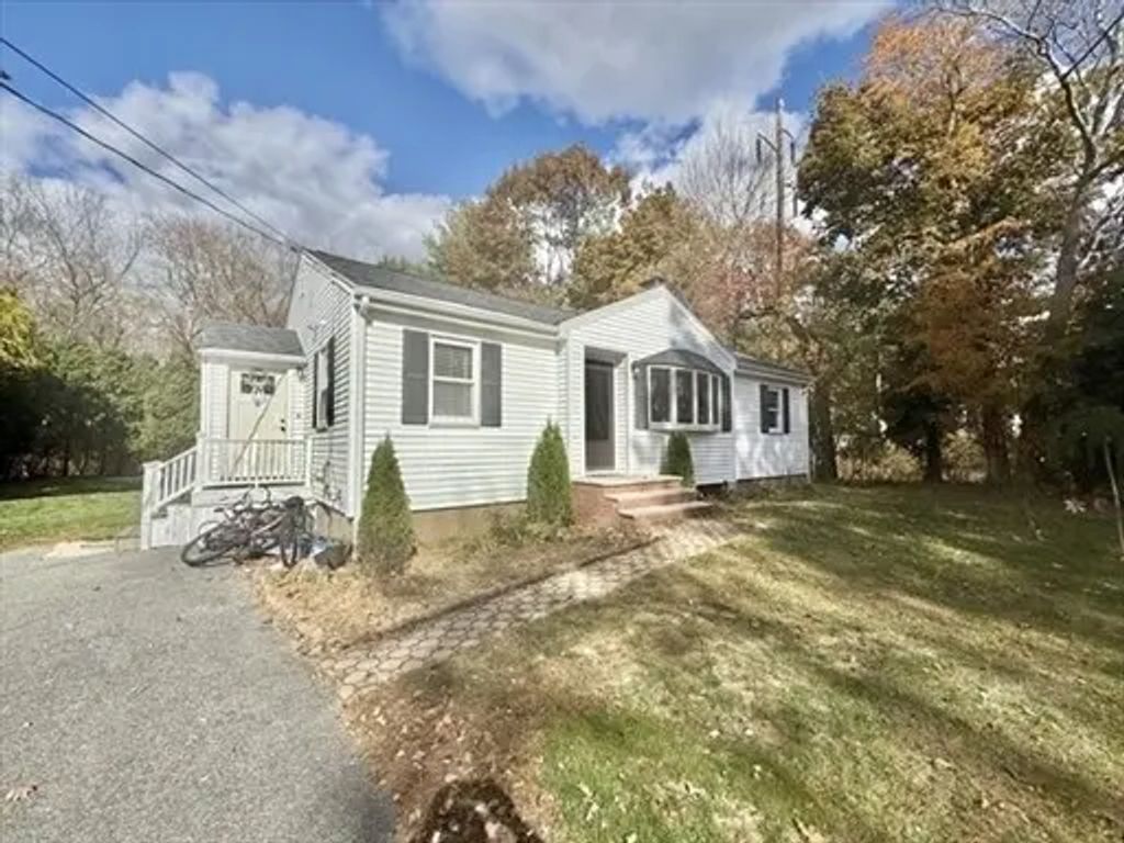 163 Atkinson Ave, Stoughton