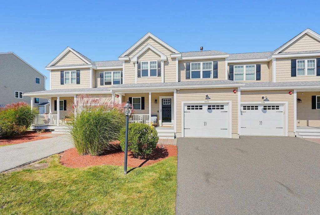 1216 Hazelwood Way, Clinton