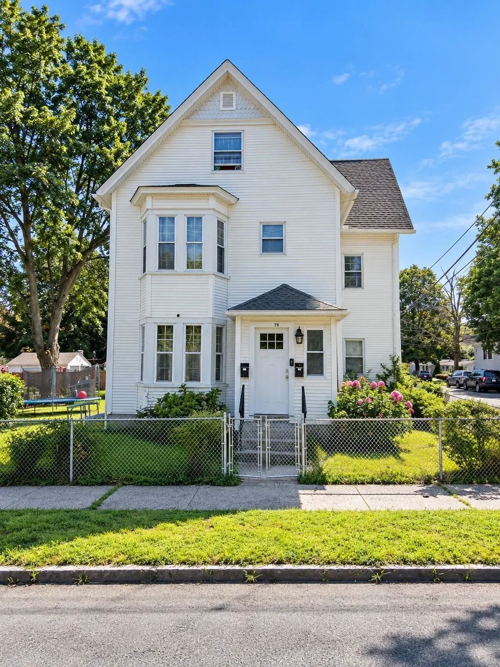 79 Oak Street, Springfield