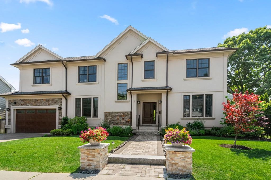 7 Fredette Road, Newton