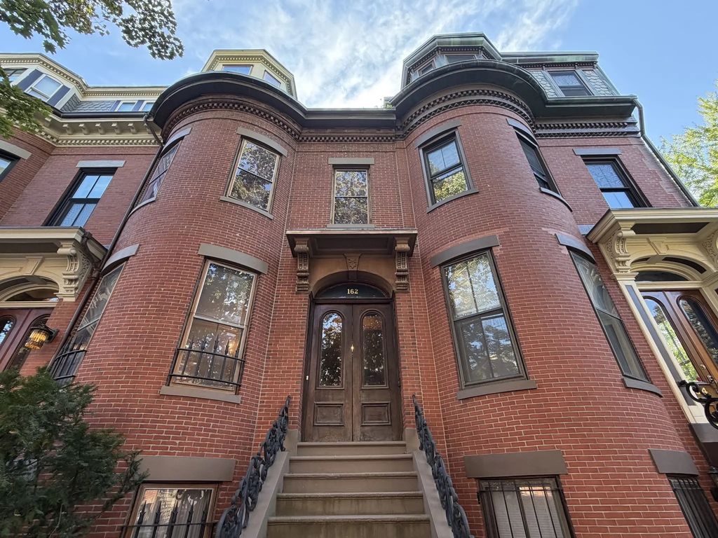 162 W Newton Street, Boston