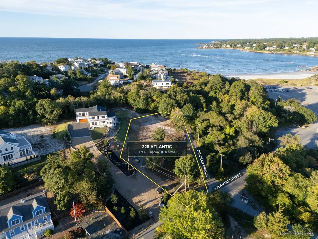 228 Atlantic Street, Gloucester