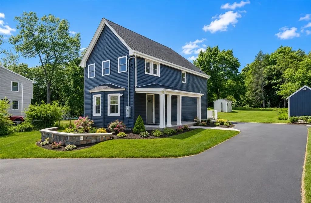1355 Central St, Stoughton