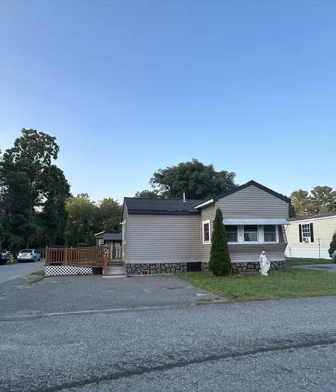 189 Lakeview Street, Tewksbury