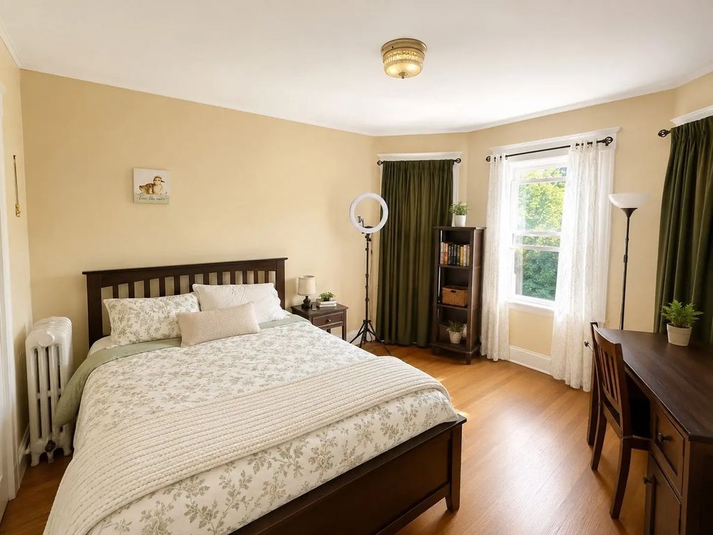 28 Claymoss #3, Boston