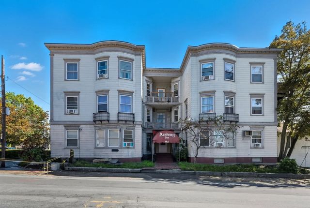 162 Warren Ave, Brockton