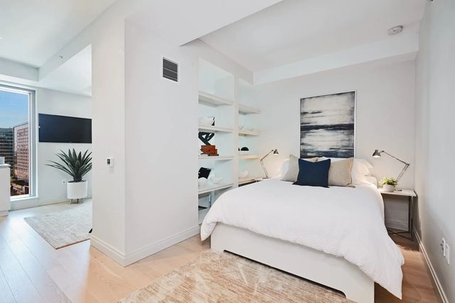 135 Seaport Blvd #u18, Boston