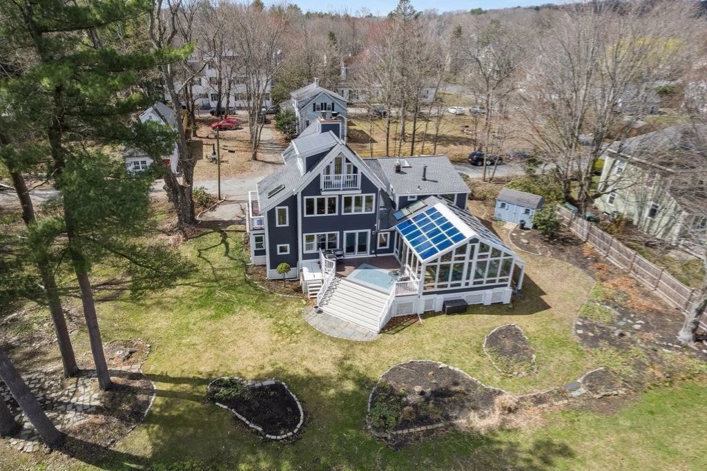 30 S River St, Wellesley