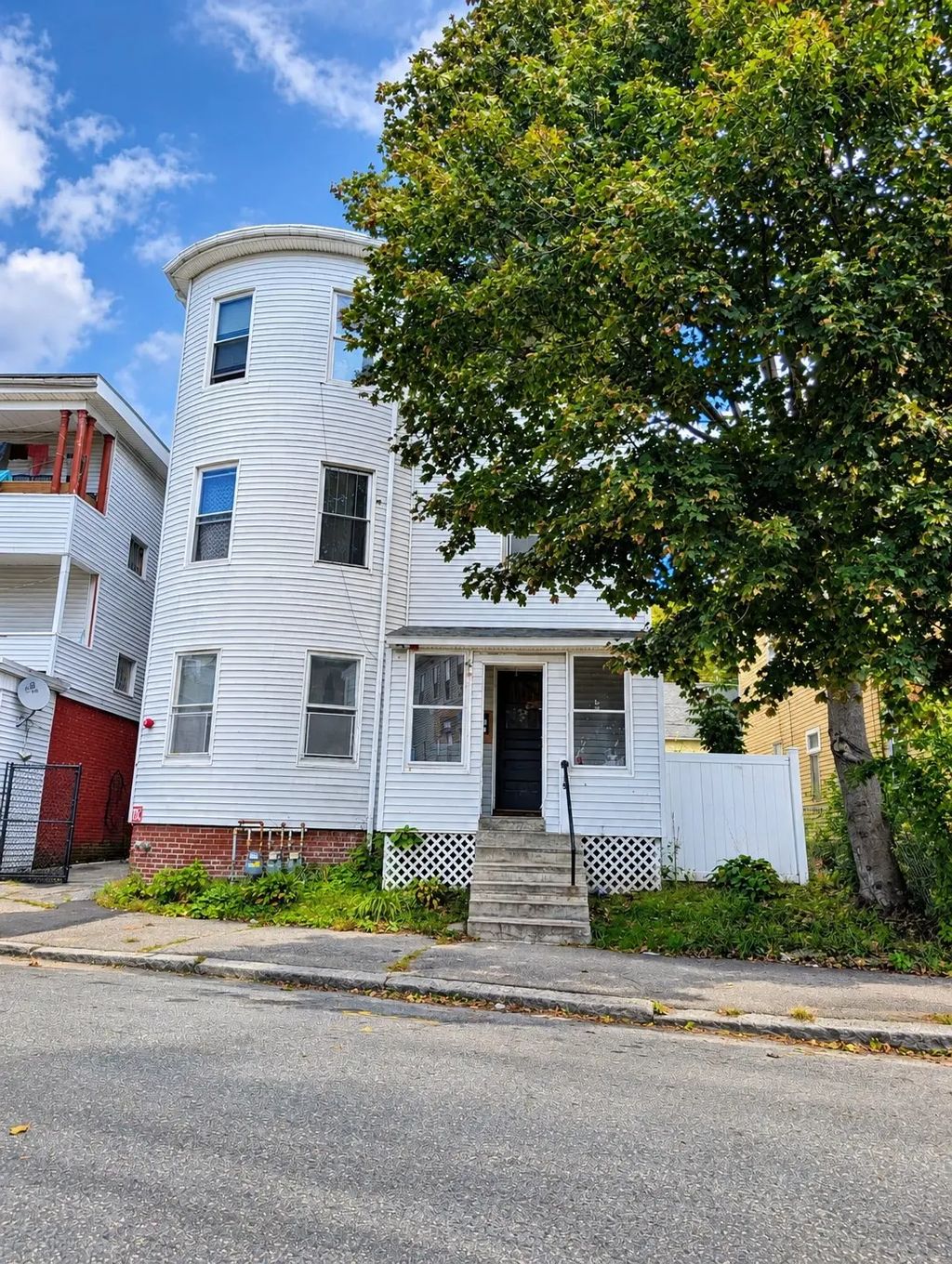 19 Perry Ave, Worcester