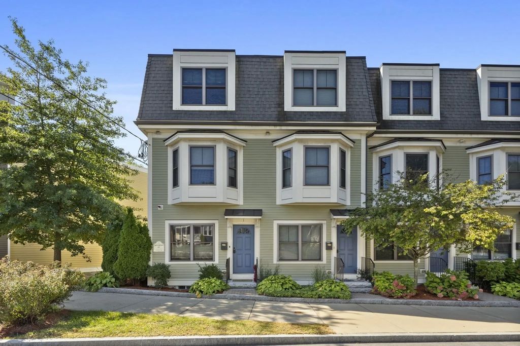 160 Green Street #1, Melrose