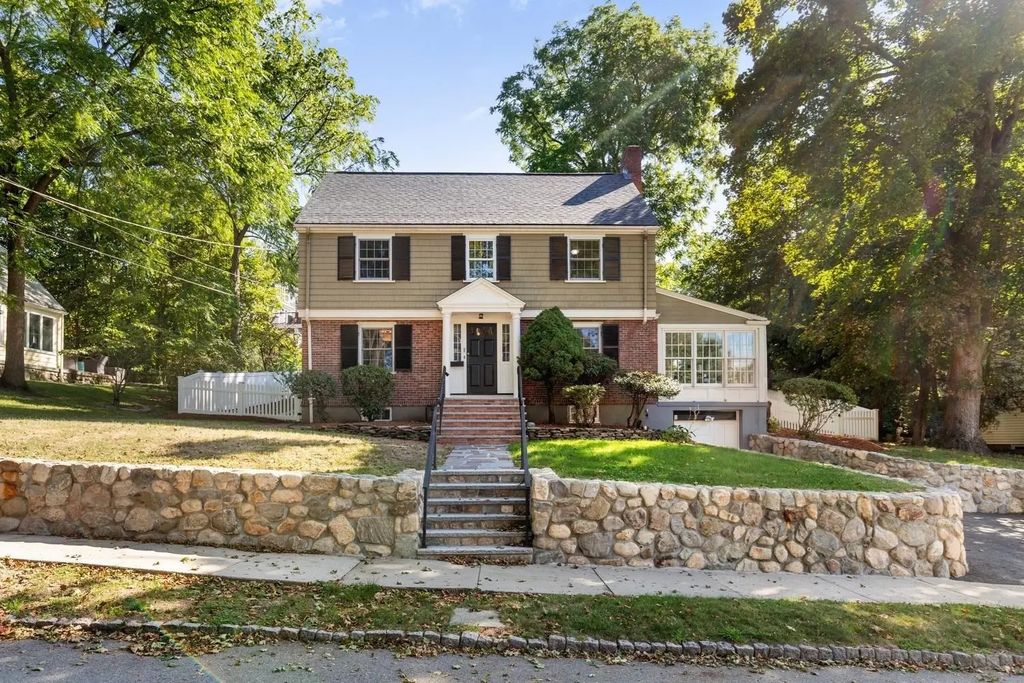 30 Allen Road, Winchester