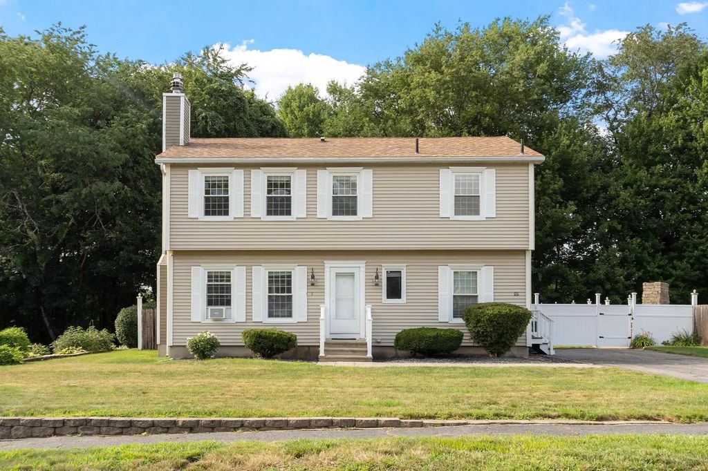49 Shawna Street, Fitchburg