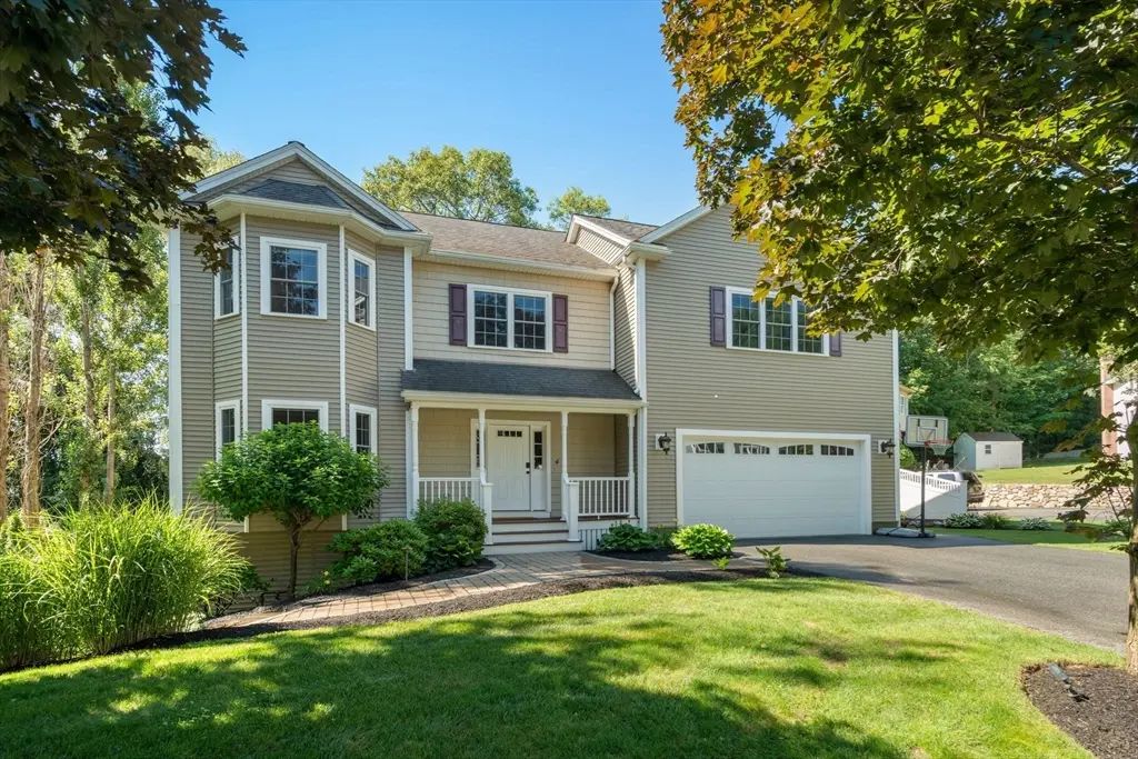 4 Martin Louis Way, Stoneham