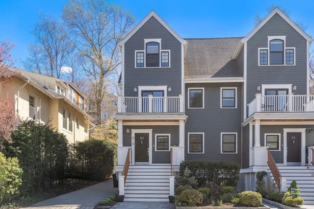 90 Columbia #u90, Brookline