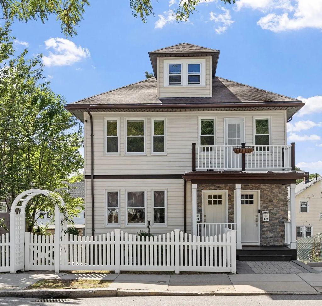 574 Lagrange St #574, Boston
