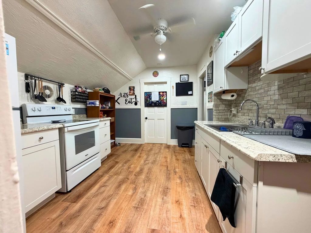 171 Oak Street #3, Gardner